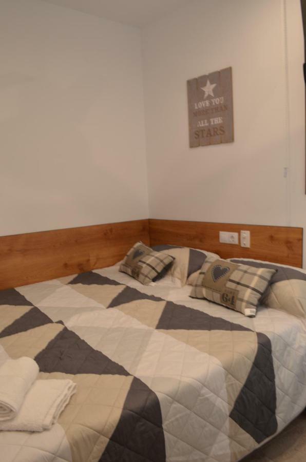 Arkadia Apartaments 2.1 Roses Eksteriør billede